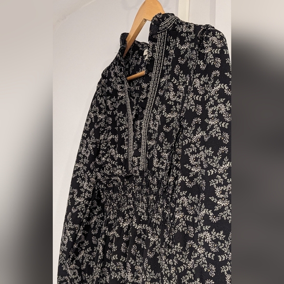 Max Studio Tiered long sleeve maxi dress floral small - Picture 2 of 6